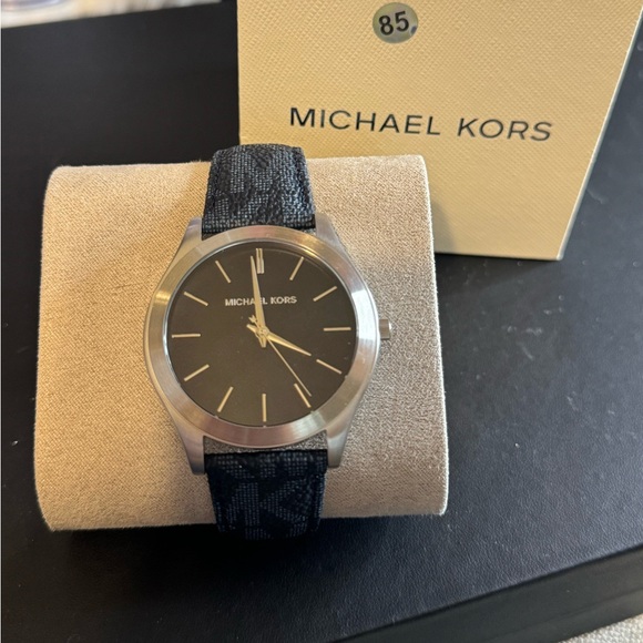 Michael Kors Other - Michael Kors men watch
